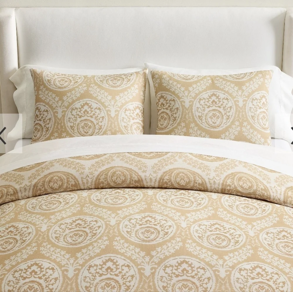 NWT Pottery Barn Lena Medallion Duvet Cover Full/Queen